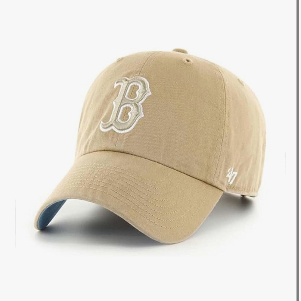 Boston Red Sox tan baseball cap